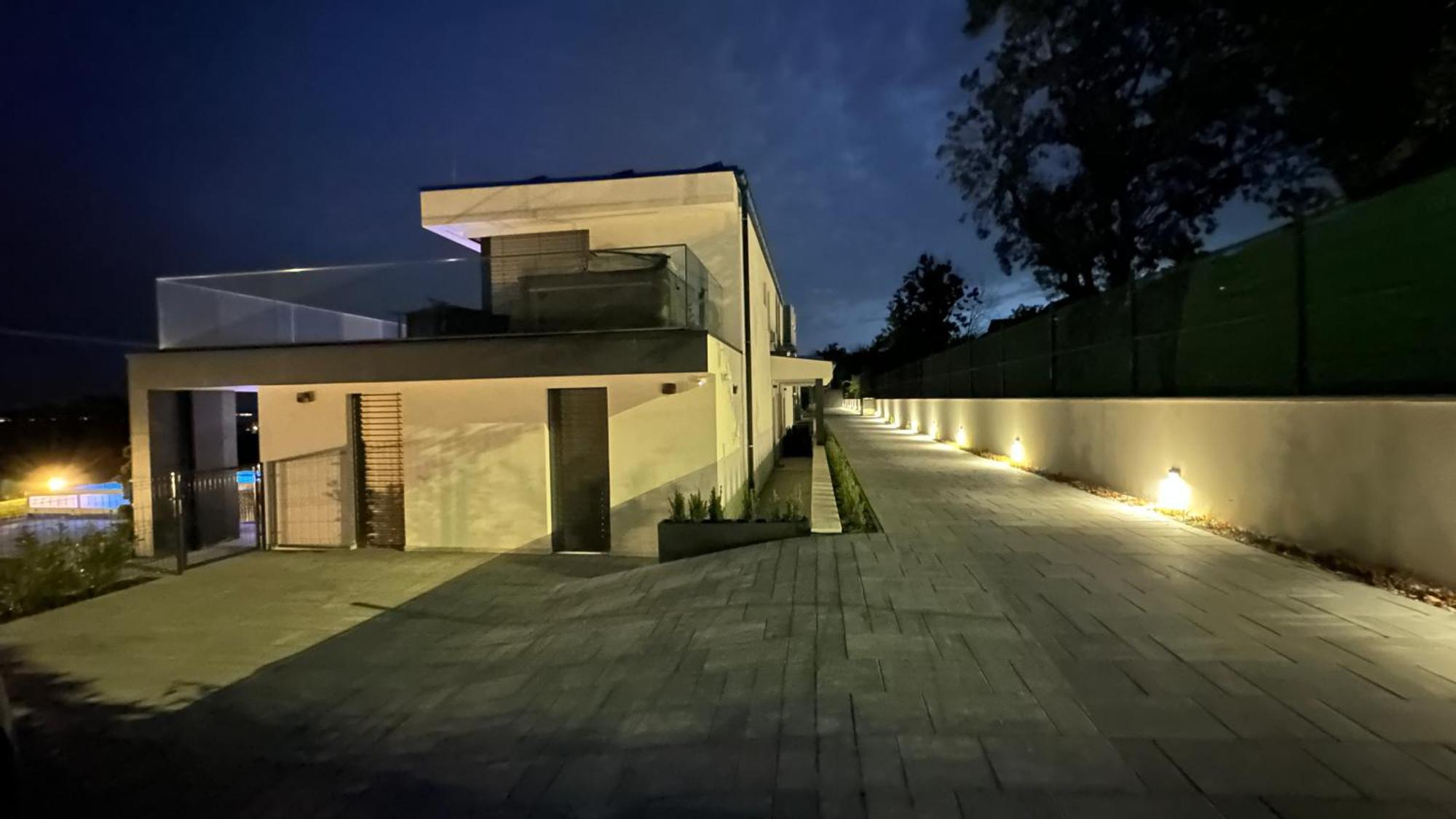 Horizont Apartman Alsoors Exterior photo
